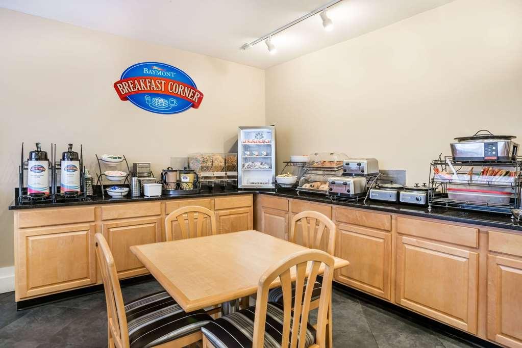 Baymont By Wyndham Indianapolis Northeast Hotel Съоръжения снимка